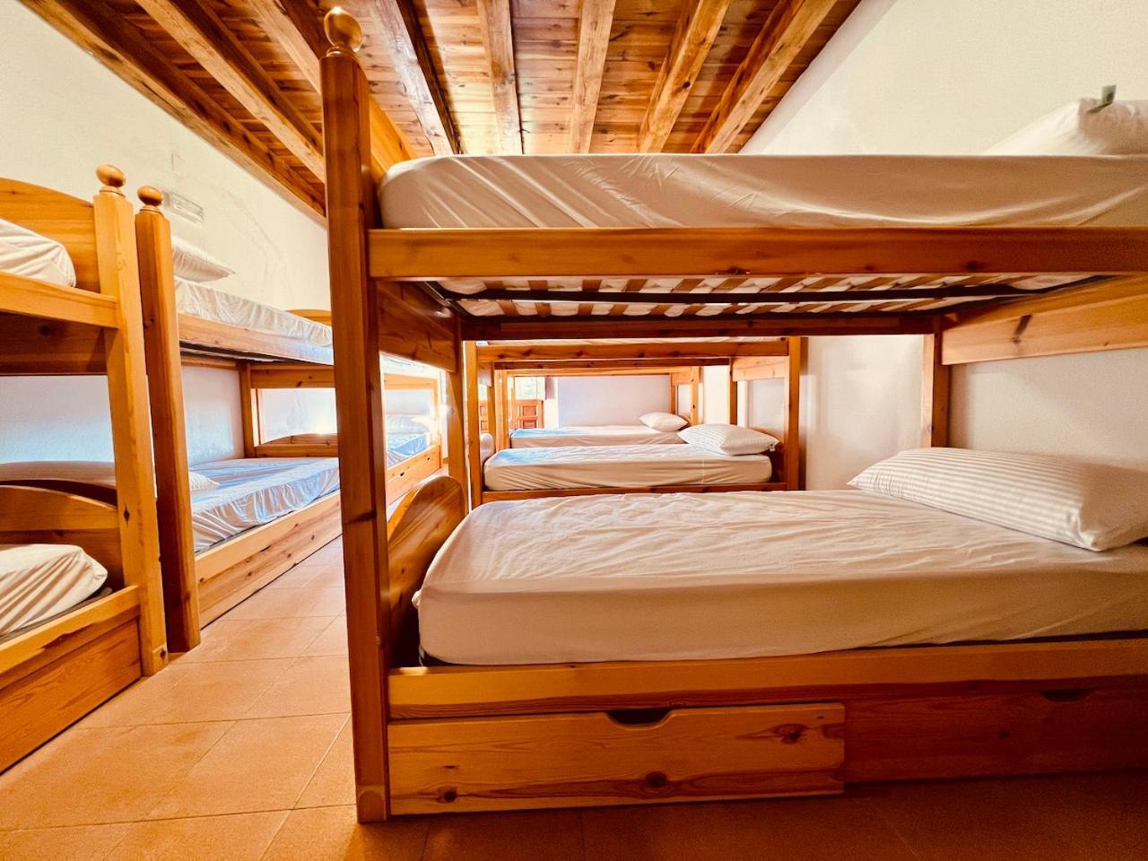Regumiel de la Sierra Albergue Pinares - La Casona De Revenga מראה חיצוני תמונה